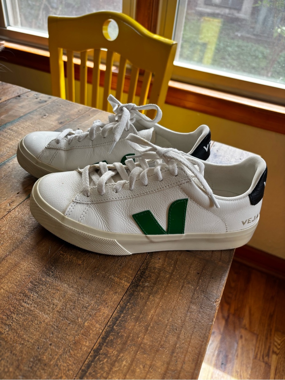 Veja Campo White Green Leather Sneakers Women’s 7 EU 38